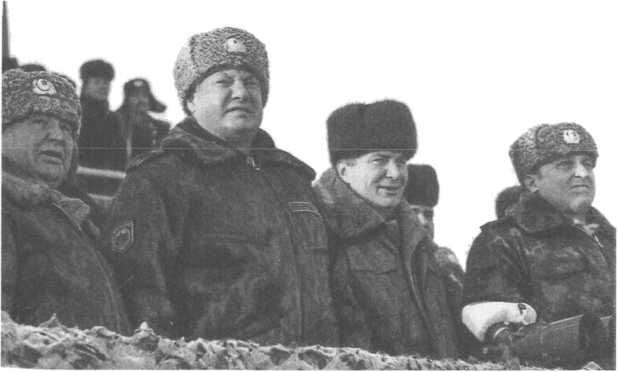 Ельцин и его генералы. Виктор Николаевич Баранец. Иллюстрация 45