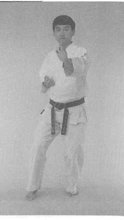 Основы каратэ - до. Кеиджи  Томияма. Иллюстрация 18